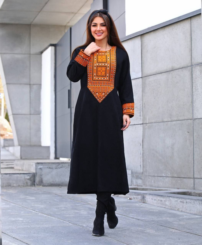 مانتو زنانه و دخترانه مدل ترمه مخمل کبریتی با کیفیت درجه یک.مناسب پاییز و زمستان
