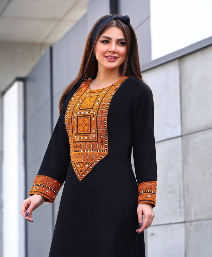 مانتو زنانه و دخترانه مدل ترمه مخمل کبریتی با کیفیت درجه یک.مناسب پاییز و زمستان