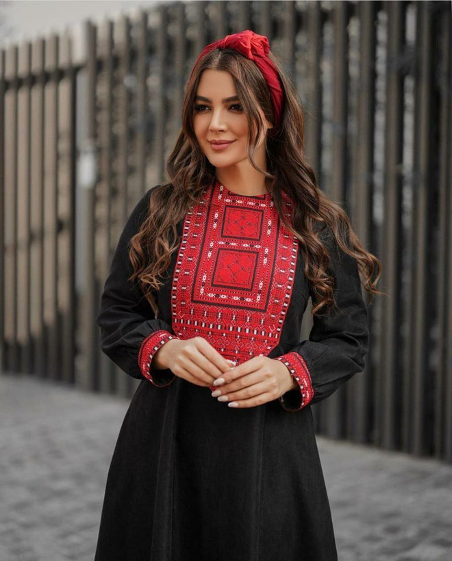 مانتو زنانه و دخترانه مدل ترمه مخمل کبریتی با کیفیت درجه یک.مناسب پاییز و زمستان