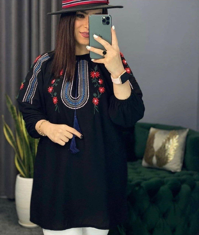 شومیز گلدوزی بسیار شیک تنخور عالی