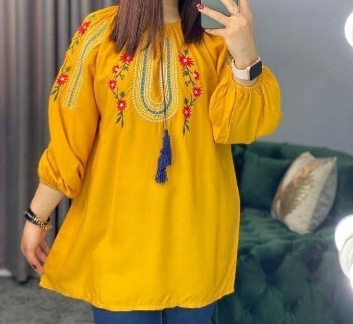 شومیز گلدوزی بسیار شیک تنخور عالی