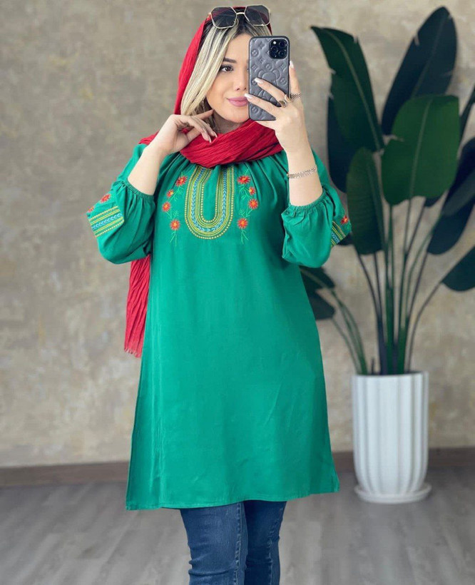 شومیز گلدوزی بسیار شیک تنخور عالی
