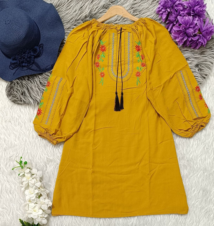شومیز گلدوزی بسیار شیک تنخور عالی
