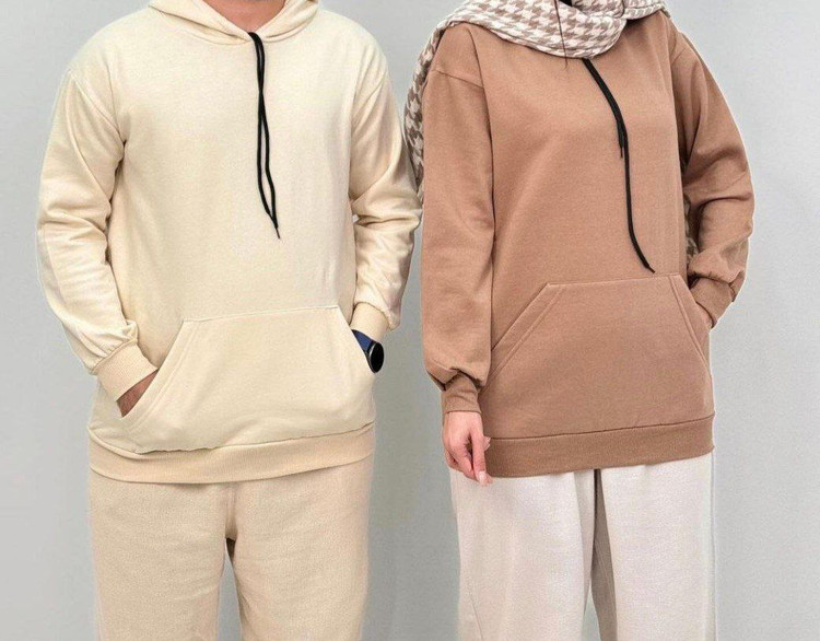 هودی دورس داخل کرک گرم بالا ساده در تنوع رنگی بسیار شاد قابل ست کردن خانوم و اقا.