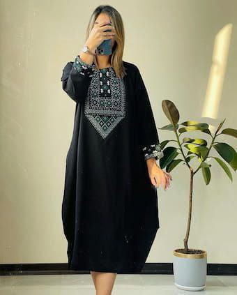 مانتو بلند مدل کتیبه جنس ابروبادی