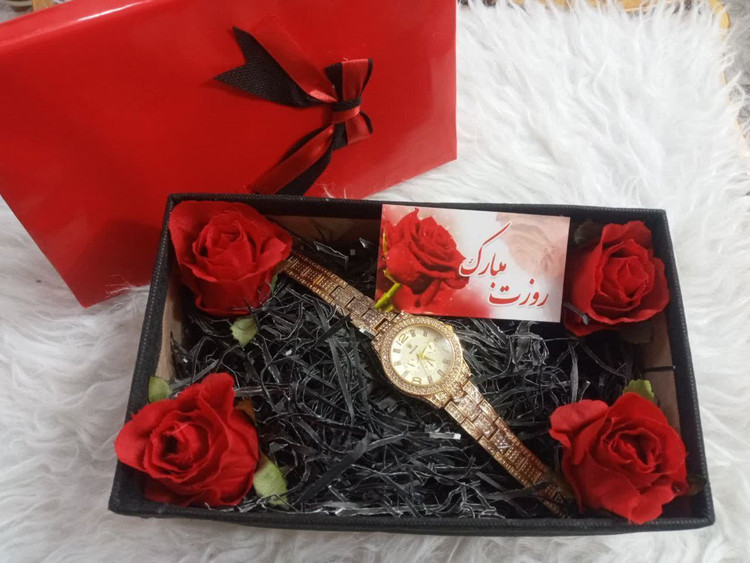 ساعت زنانه و دخترانه باکس کامل هدیه ولنتاین
