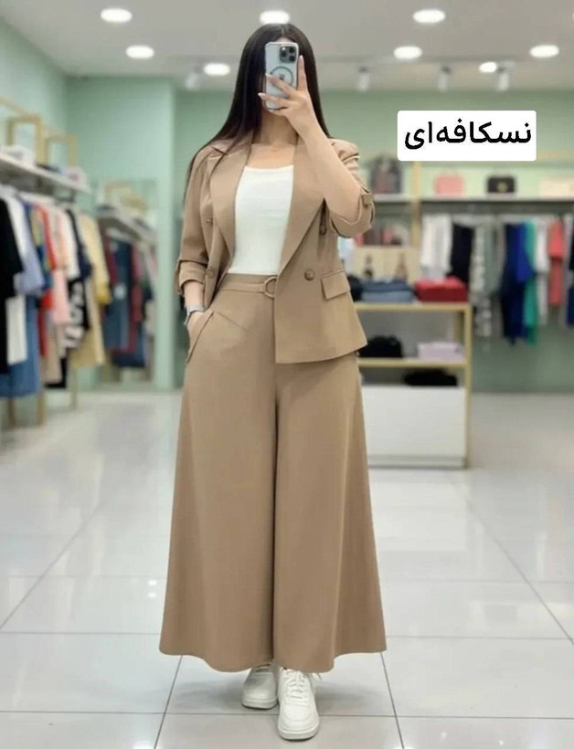 ست کت شلوار مدل چکاوک جنس مازراتی بسیار شیک تنخور عالی فری ۳۸ تا ۴۶